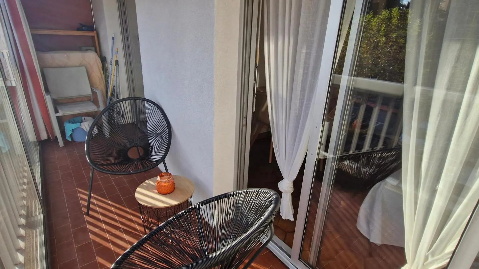 Studio Climatise Pres De La Plage Et Commerces, Parking, Animaux Acceptes, Sainte-Maxime - Fr-1-780-92 Apartment